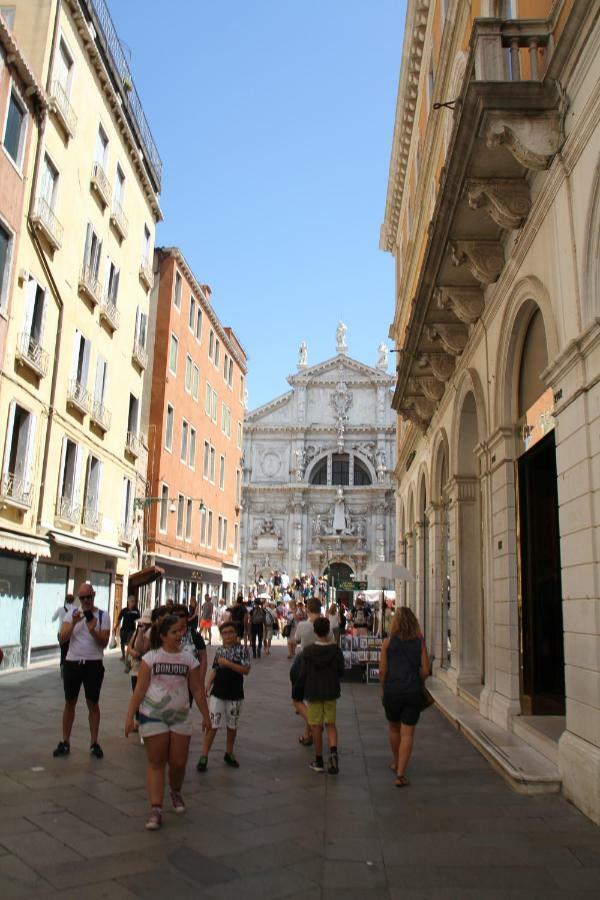 Your Suite By St.Mark'S Square Venesia Bagian luar foto
