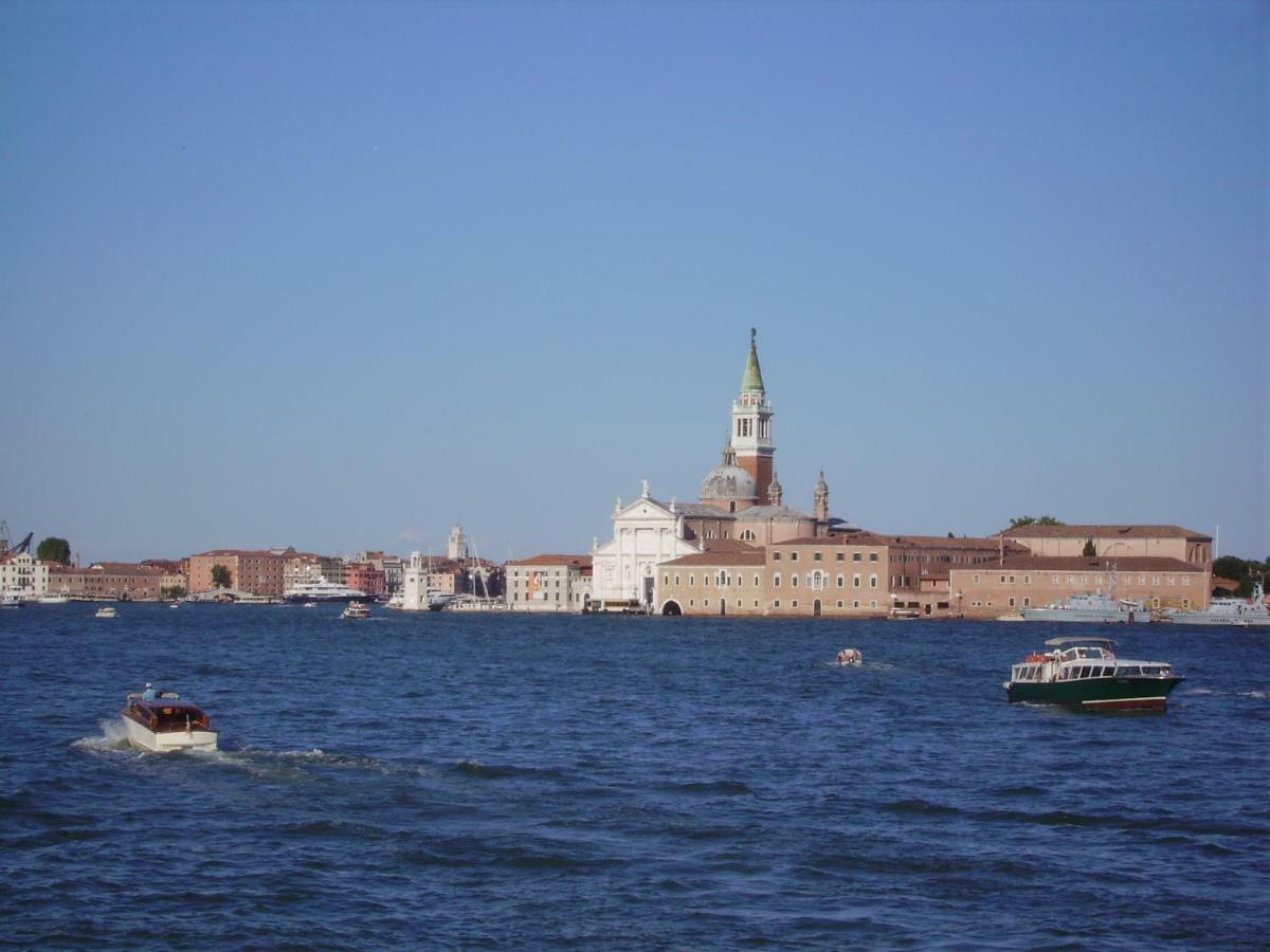 Your Suite By St.Mark'S Square Venesia Bagian luar foto